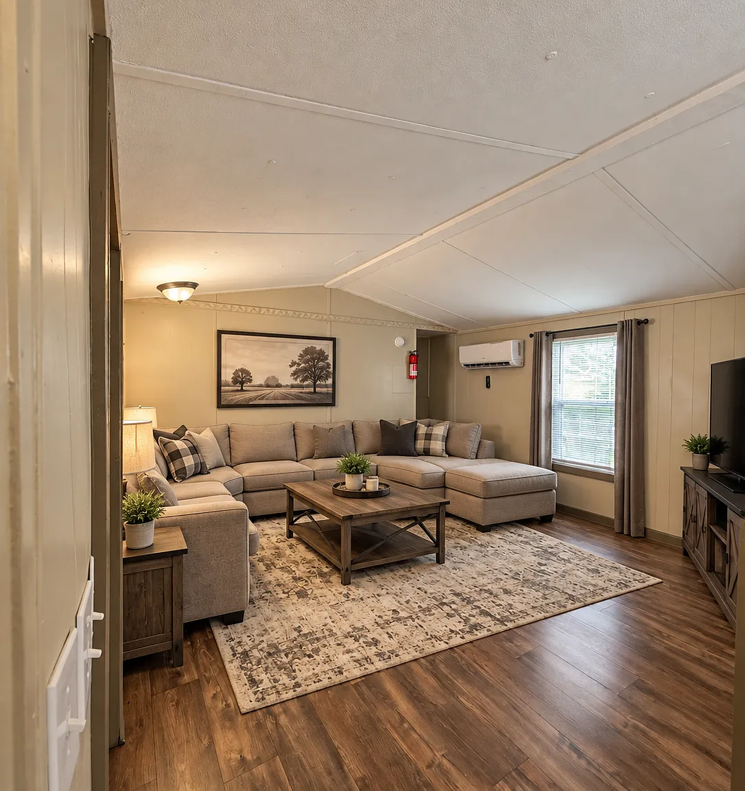 41 Ronnie St — Photo 2