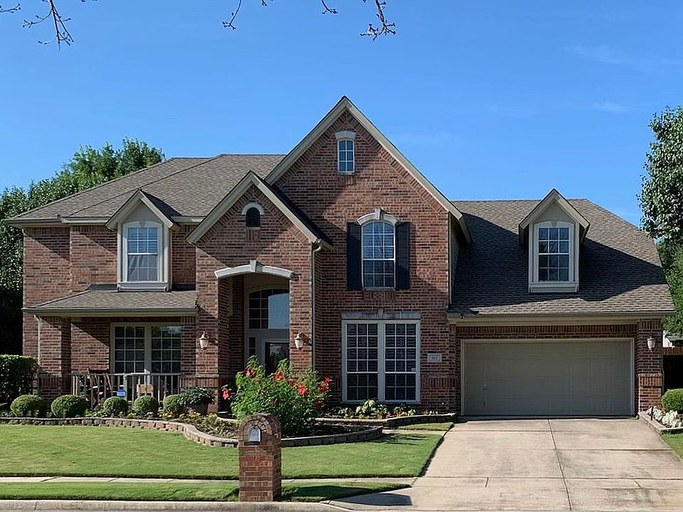 1st image of 613 Crestbrook Dr