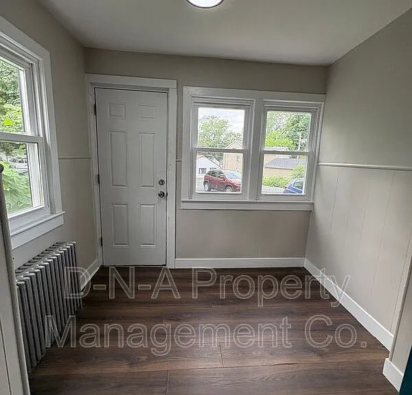 117 N 9th St #101 — Photo 2