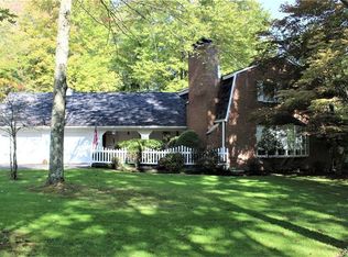 139 Tanglewood Dr, New Castle, PA 16105