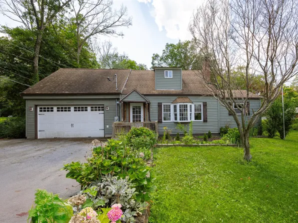 13 Cedar Lane, Poughkeepsie, NY 12601