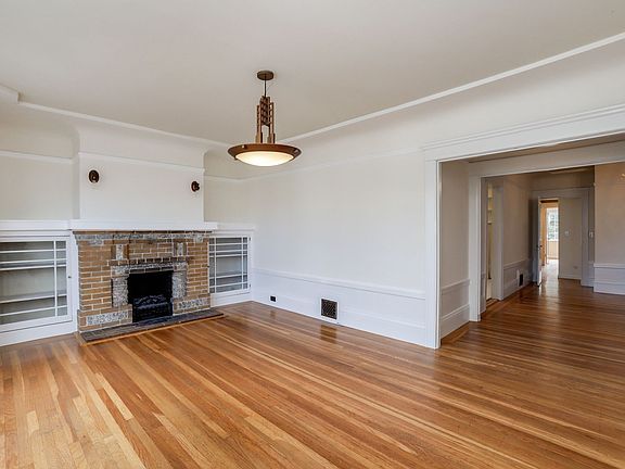 5th image of 848 42nd Ave