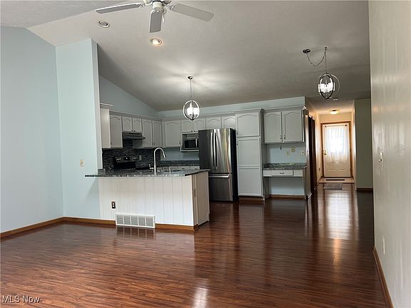 2nd image of 5289 Queen Ann Way