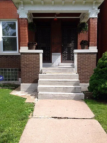 4460 Holly Ave Photo 1