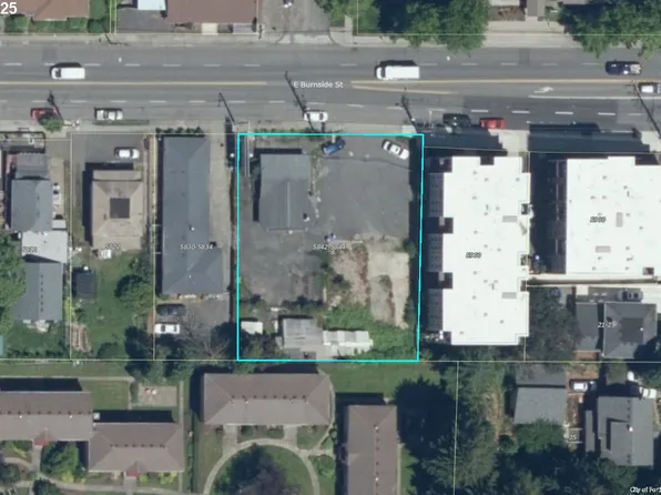 5842 E Burnside St, Portland, OR 97215