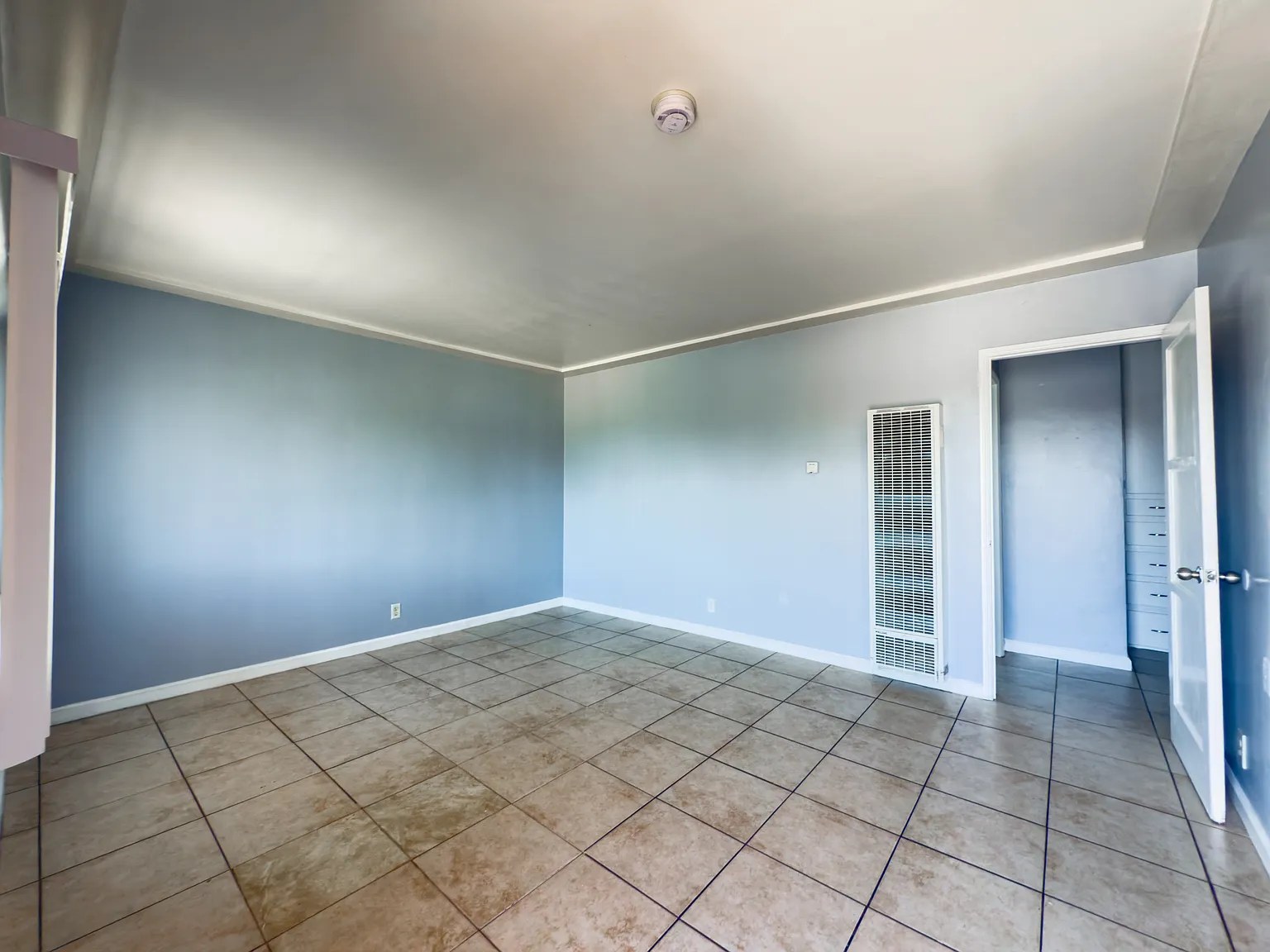 1 bed, 10 sqft, $1,725 — Photo 4