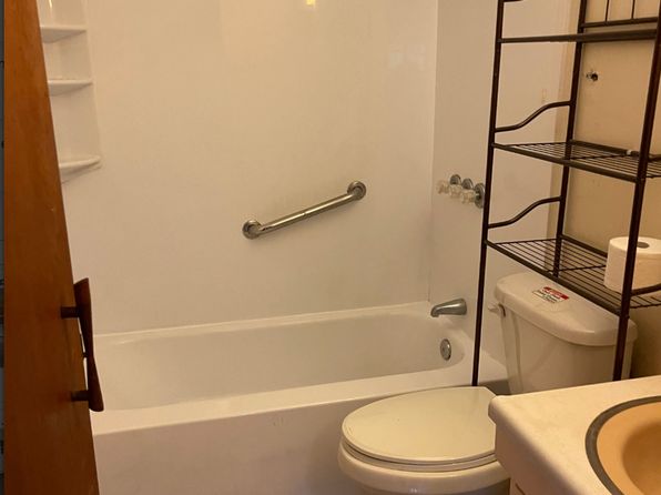 382 River St #384, Springfield, VT 05156