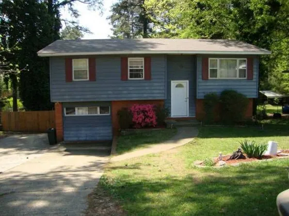 622 Houston Dr, Benton, AR 72015
