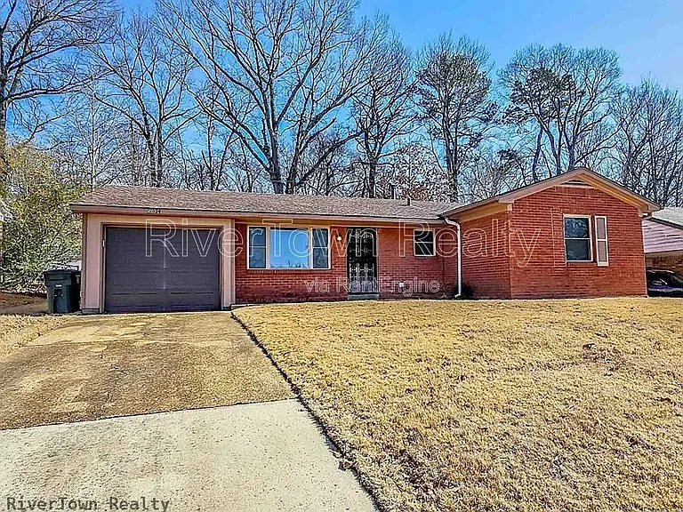 2644 Courtney Dr — Photo 3