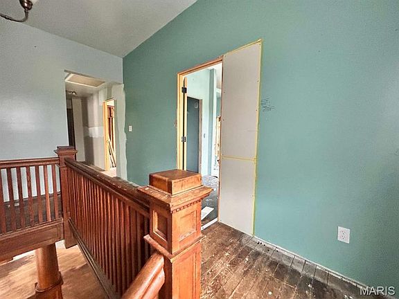 4th image of 501 W Washington St