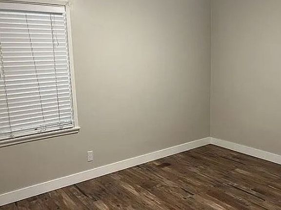 5th image of 126 N 1150 W