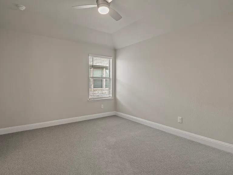 2195 English Ivy Rd — Photo 29