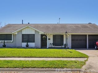 2004 S Palm Ct, Pasadena, TX 77502