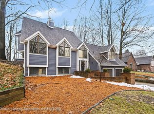 12610 Oneida Woods Trl, Grand Ledge, MI