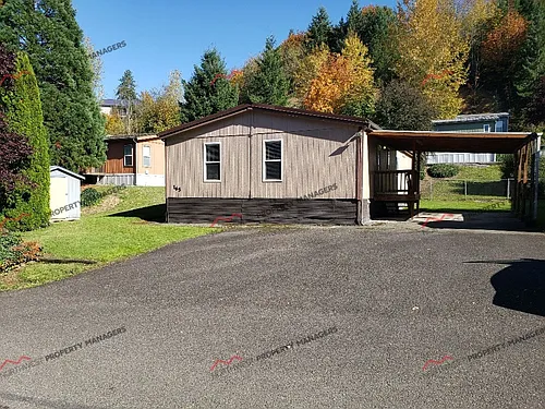 2495 NE Kresky Ave Photo 1
