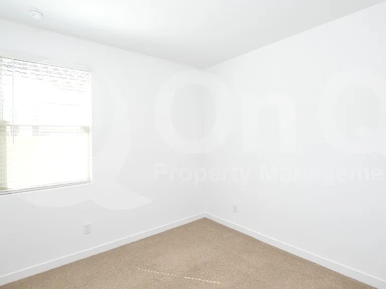 9332 W Glenrosa Ave — Photo 14