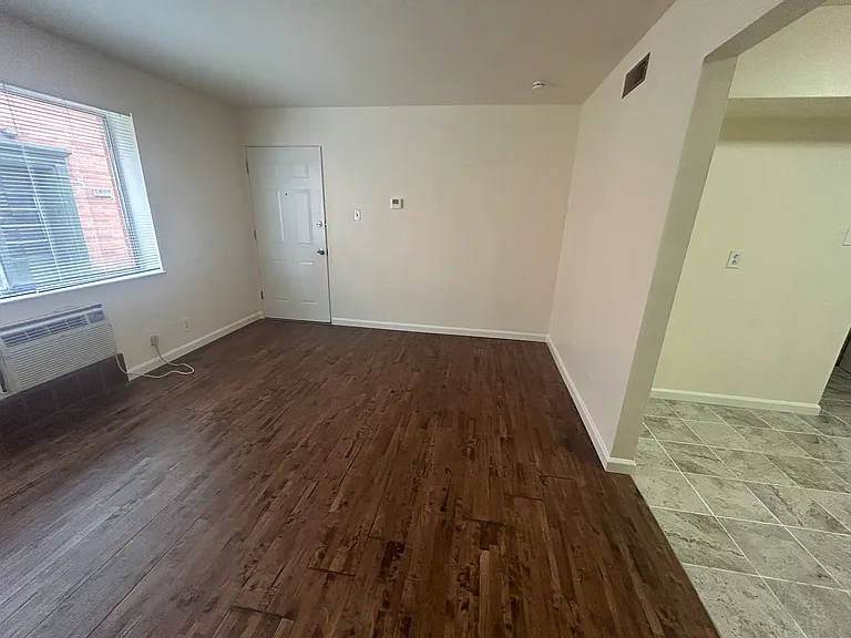 4561 Ridgewood Ave #1 — Photo 7