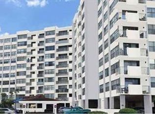 1300 NE Miami Gardens Dr APT 810E, Miami, FL 33179