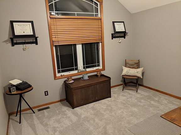 Office, new carpet/paint
