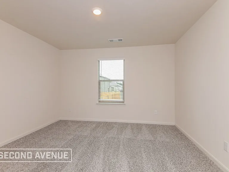 841 Serena Dr — Photo 14