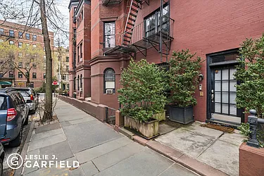 Rented by Leslie J. Garfield