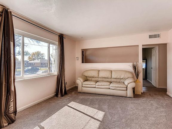 3rd image of 1591 Pueblo Ct
