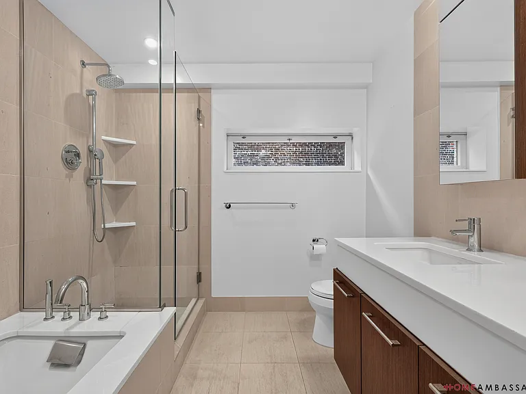 39 E 29th St #20C — Photo 9