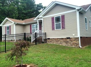 385 Pinehurst Ave, Carthage, NC 28327