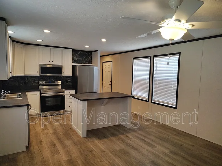 120 Terry Blvd #19S — Photo 4