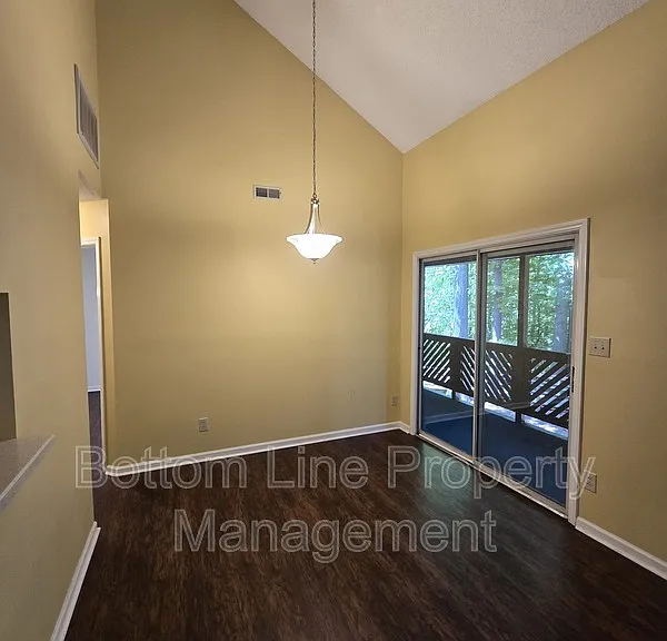 6108 Gray Gate Ln #G — Photo 7