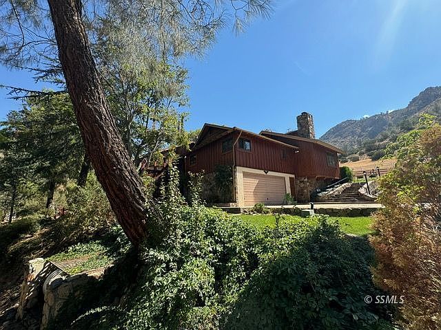 1st image of 460 Tice Rd