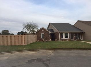 2402 Remington Cir SW, Decatur, AL 35601