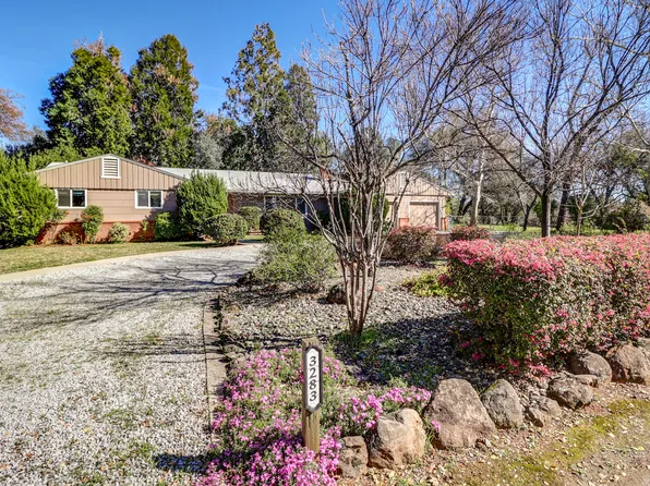 3283 Middleton Ln, Redding, CA 96002