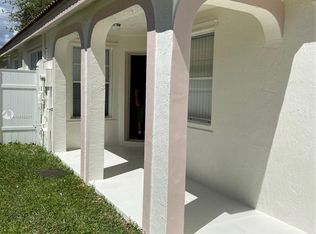 644 NW 183rd Way #644, Hollywood, FL 33029