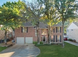 1817 Branch Hollow Ln, Grapevine, TX 76051