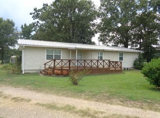 493 County Road 3102, New Boston, TX 75570