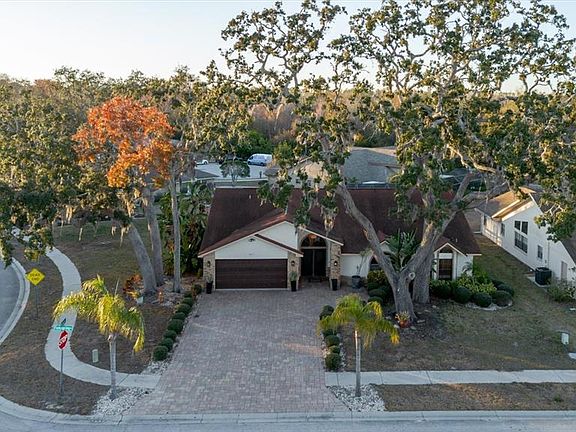 3rd image of 5617 Fieldspring Ave