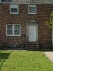 7555 Sherwood Rd, Philadelphia, PA 19151