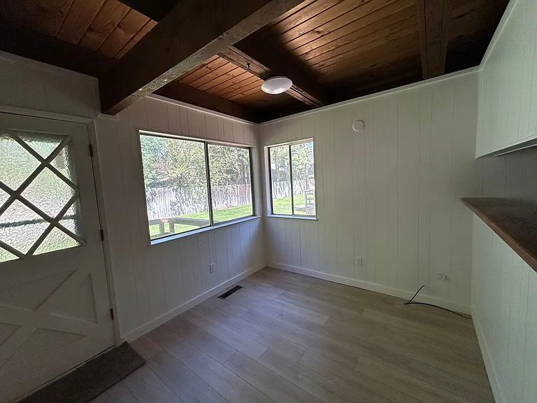 970 Tanglewood Dr — Photo 8