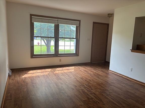 Sunny and Bright Living room