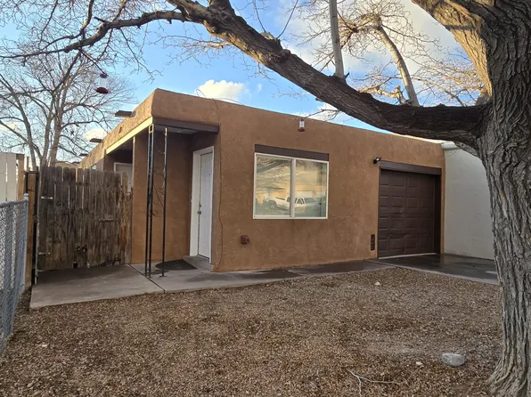 217 Zena Lona St NE, Albuquerque, NM 87123