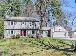 10 Joan St, Wilbraham, MA 01095