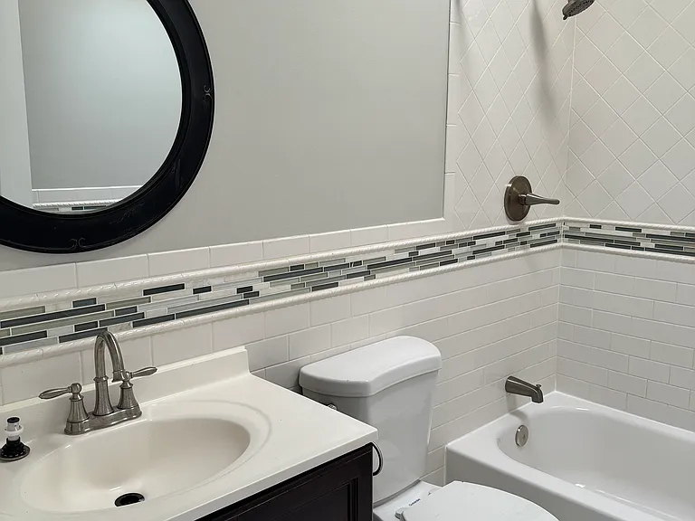 418 Bonsal St — Photo 12