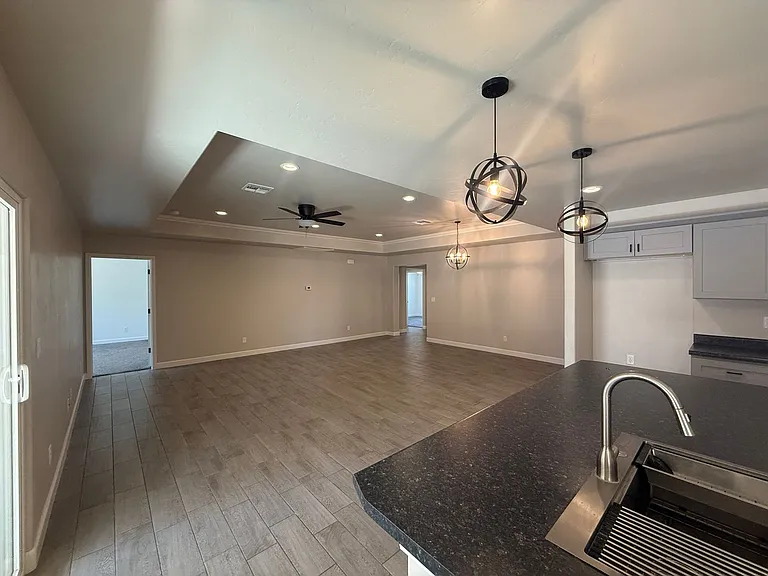 3038 Mallory Loop — Photo 4