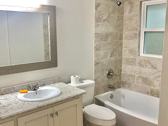 5th image of 233 Idlewild Dr