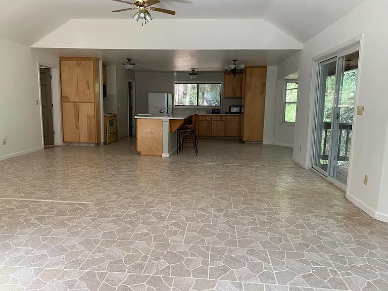 3251 Lake Ave — Photo 14