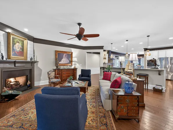 1050 Dockside Pl, Greensboro, GA 30642