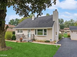 4N116 Norris Ave, West Chicago, IL 60185