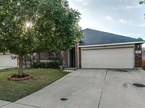 2nd image of 2867 Park Place Dr