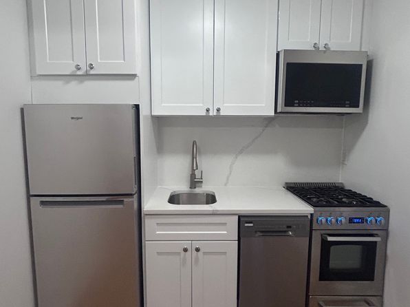 141 E 26th St #3RR